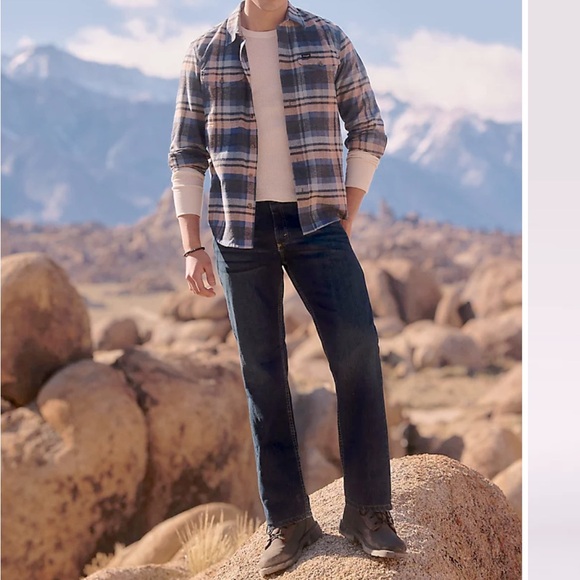 Wrangler Other - Wrangler Men's Blue Jeans - dark blue classic cut 36x29